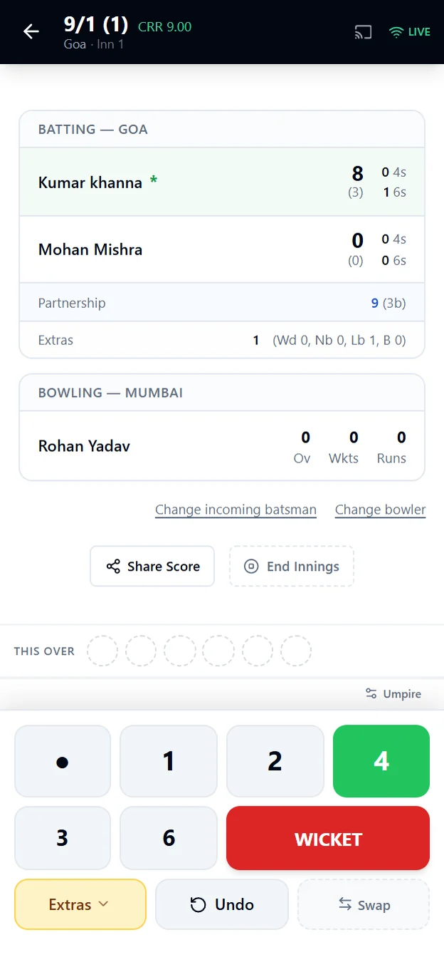 AuctionPro ball-by-ball cricket scorer on mobile showing batting and bowling cards and the run, wicket and extras keypad
